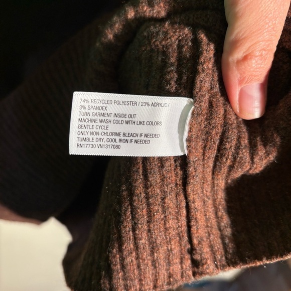 a new day Recycled Polyester Crewneck Sweater - Picture 5 of 6